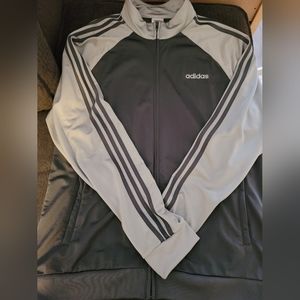 Mens XL Adidas full zip track jacket. Excellent condition!